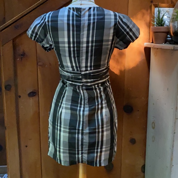 Mieko Mellucci Plaid Dress - Picture 4 of 7